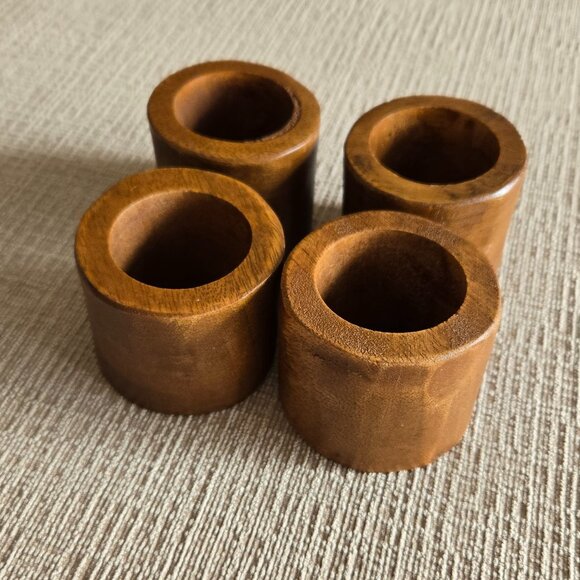 Set of 4 Pottery Barn Rustic Wooden Napkin Rings - Picture 4 of 9